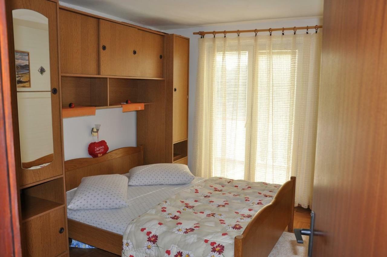 Apartments Bela - Sea View Lopar Exterior foto