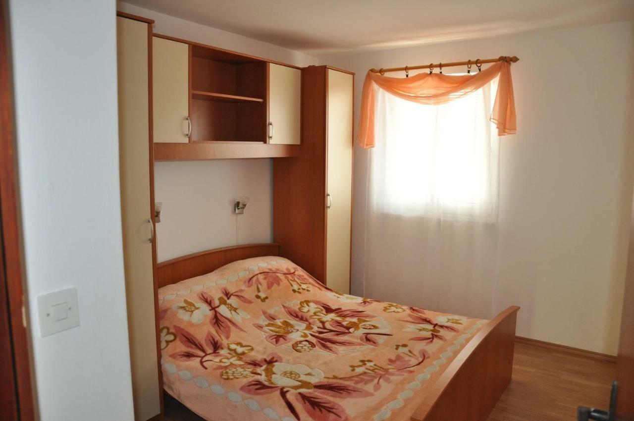 Apartments Bela - Sea View Lopar Exterior foto