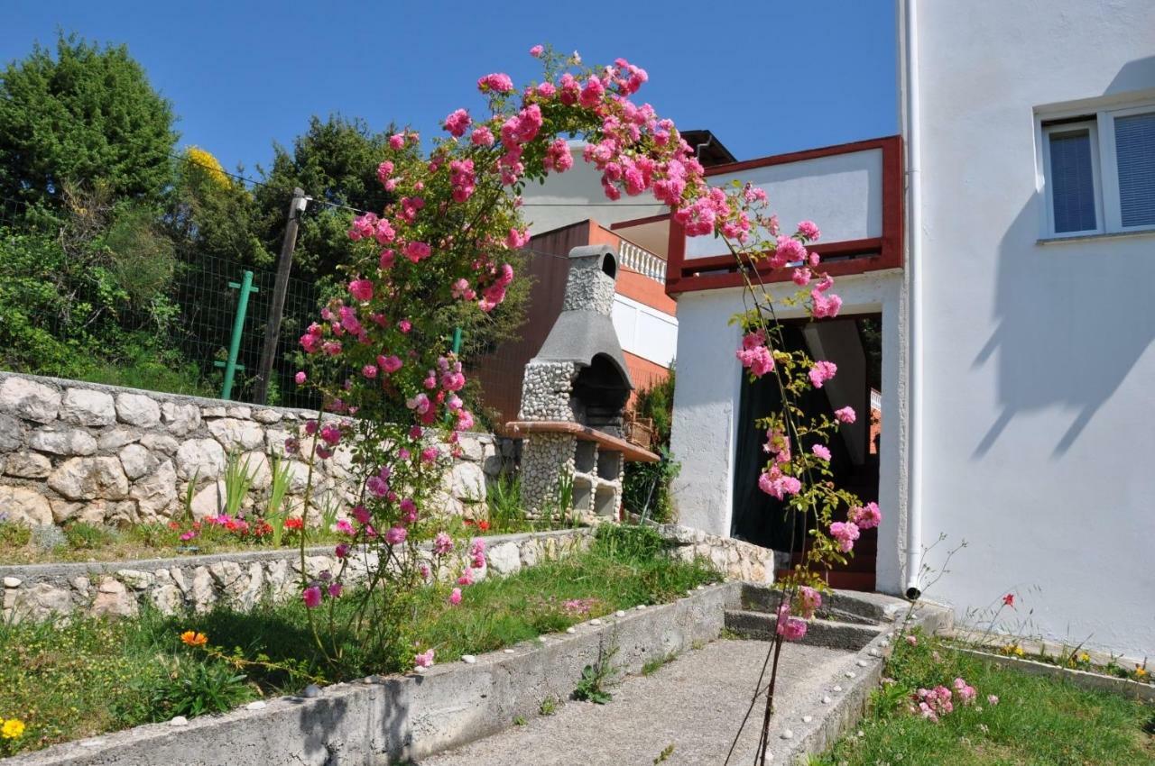 Apartments Bela - Sea View Lopar Exterior foto